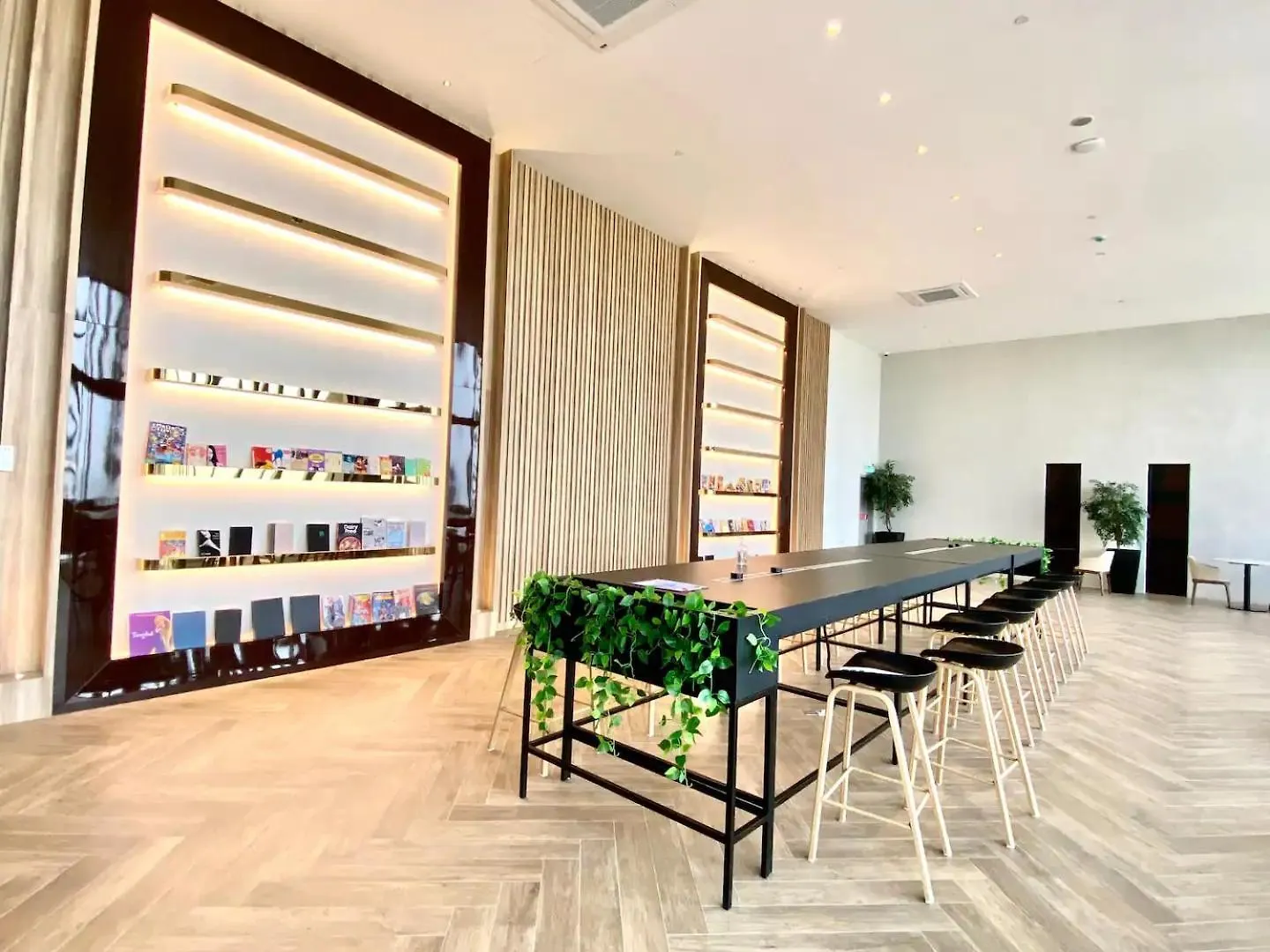 Lejlighed Rooftop Pool, Up To 6 Pax, 2 Bedrooms, 2 Bathrooms, 2 Car Parks By Star Home George Town