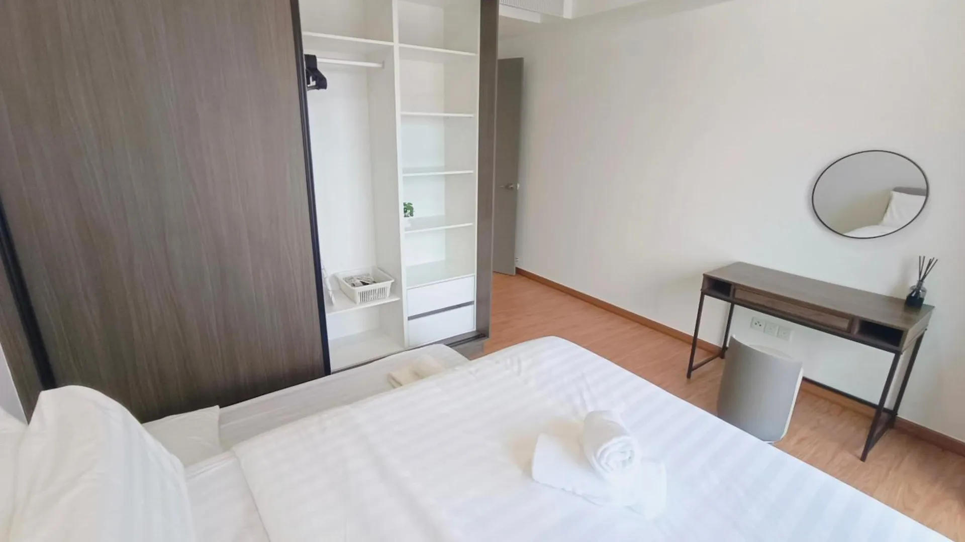 Lejlighed Rooftop Pool, Up To 6 Pax, 2 Bedrooms, 2 Bathrooms, 2 Car Parks By Star Home George Town